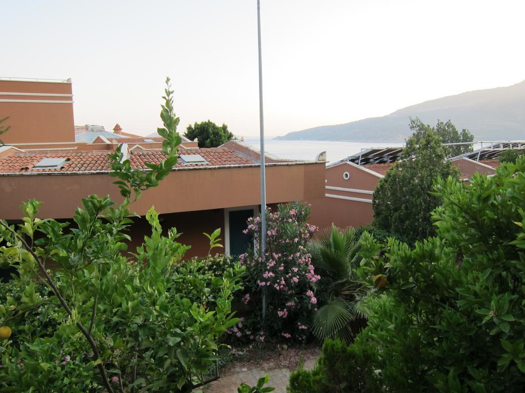Apart Hotel 3T Kalkan Bagian luar foto